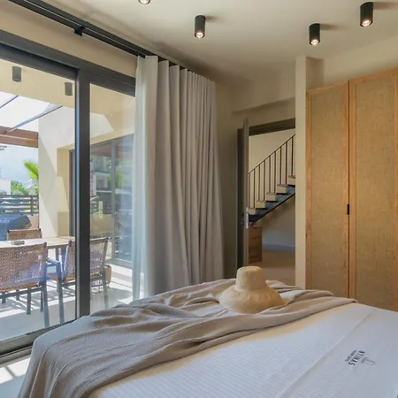 Ntinas Seaside Vilă *