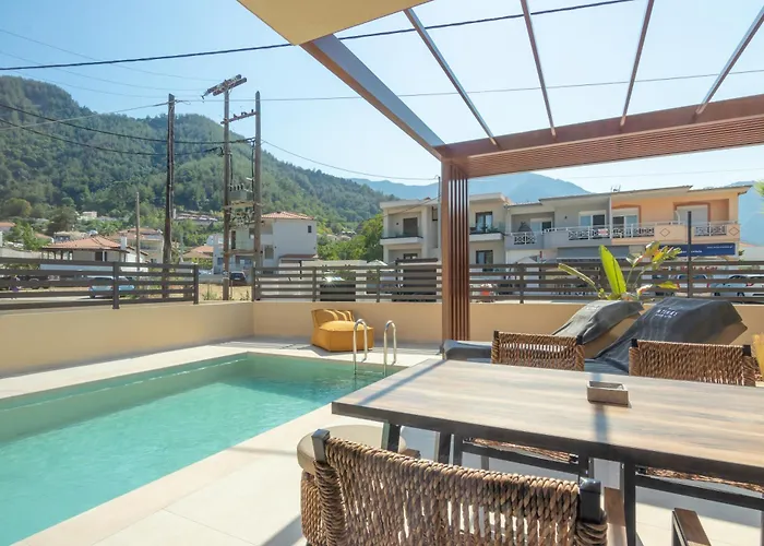 Ntinas Seaside Villa